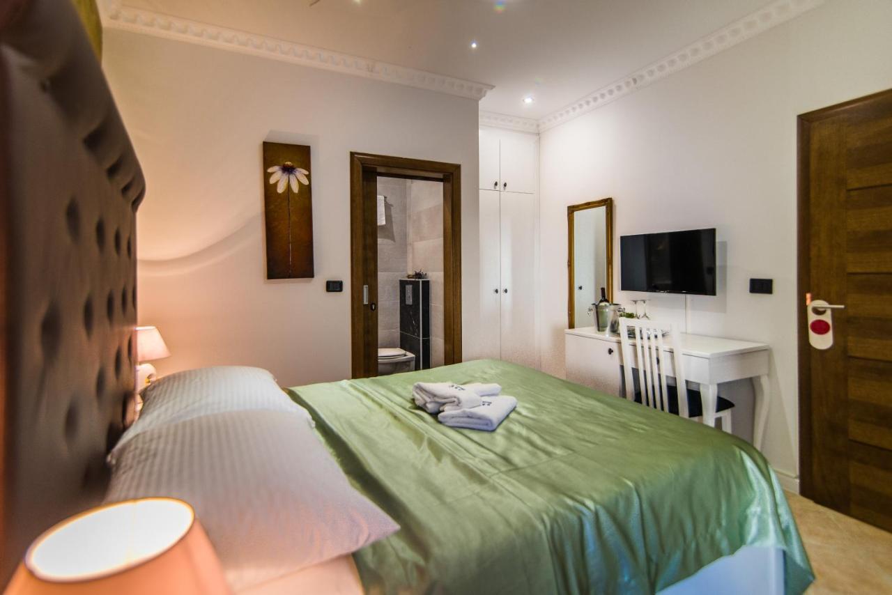 Bella Natka Bed And Breakfast Rovinj Exterior photo